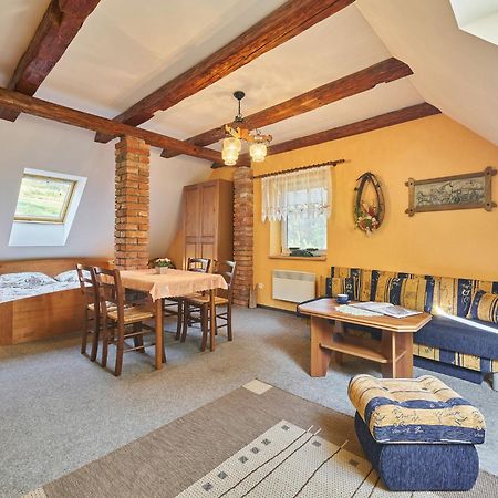 Studio Chlivce U Hronova-2 By Interhome מראה חיצוני תמונה