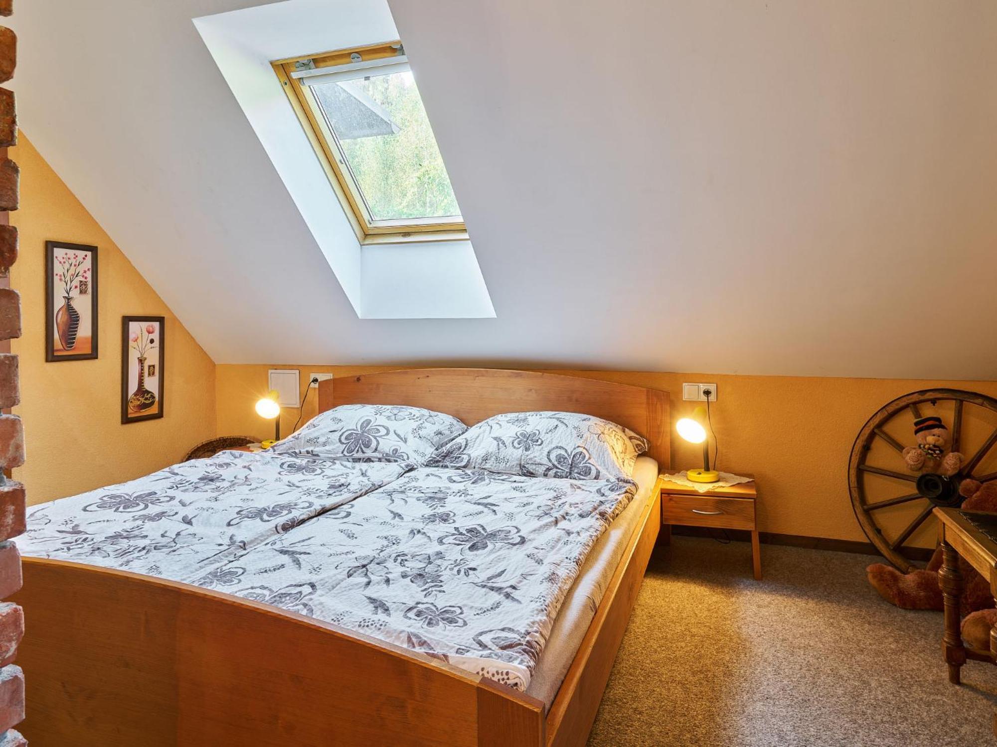 Studio Chlivce U Hronova-2 By Interhome מראה חיצוני תמונה